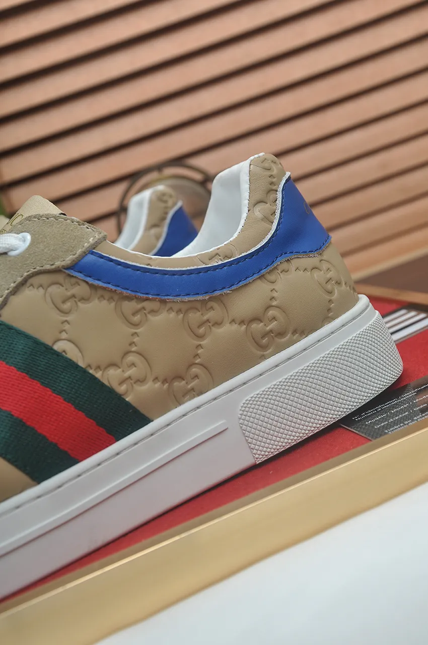 Men's men's shoes💰440💶[GUCCI] official website 1:1 men's sports shoes are now on the market. They are made of original fabric + water-dyed sheepskin lining, plus the official website original 1:1 comfortable outsole. Fashionable and versatile, super comfortable and breathable. Standard shoe size 38/45 (custom-made size 45 is non-refundable)
